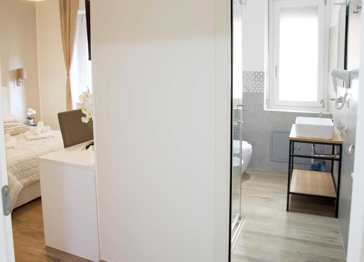 Minerva Rooms Pavia Exterior foto